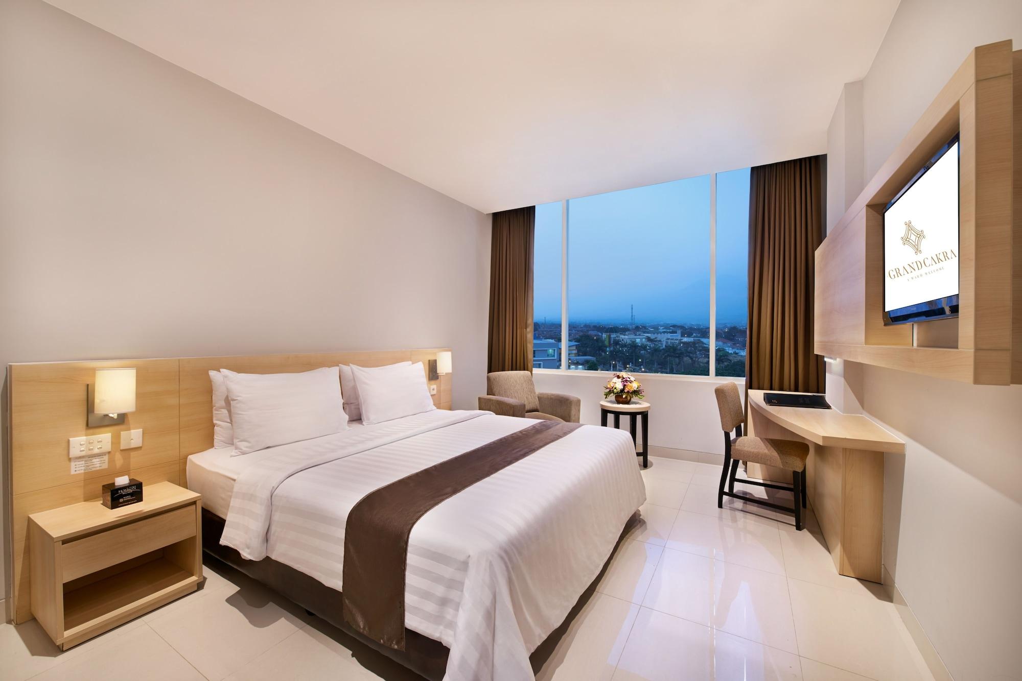 Grand Cakra Hotel Malang Esterno foto