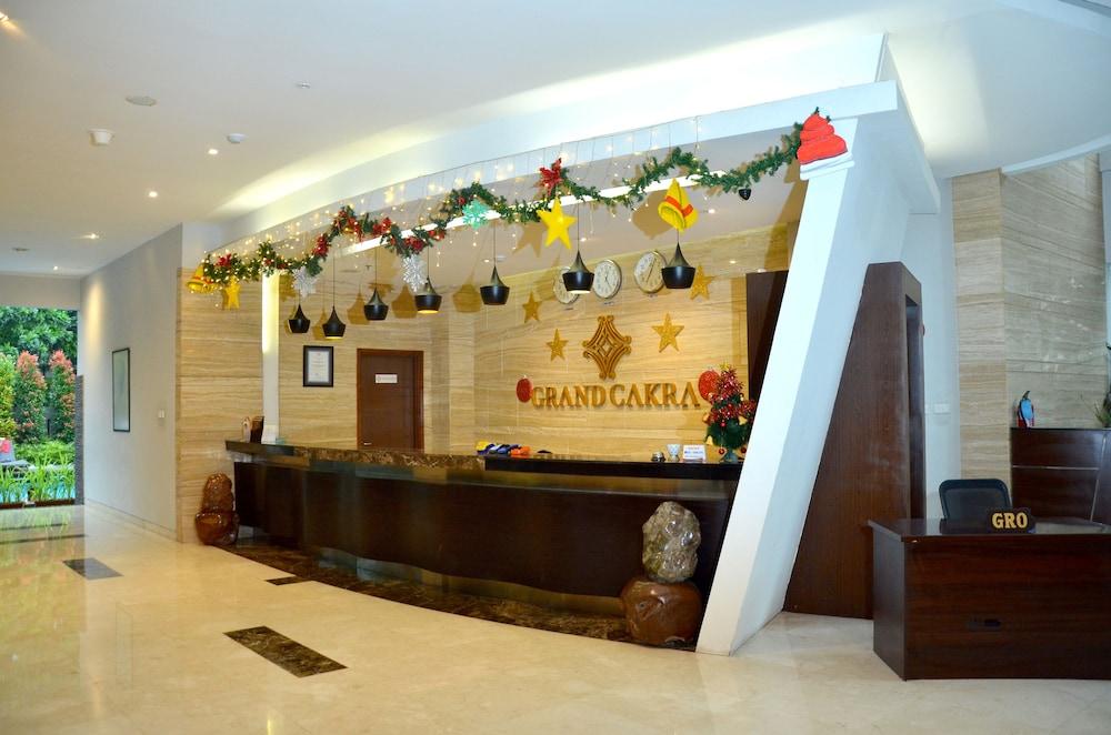 Grand Cakra Hotel Malang Esterno foto