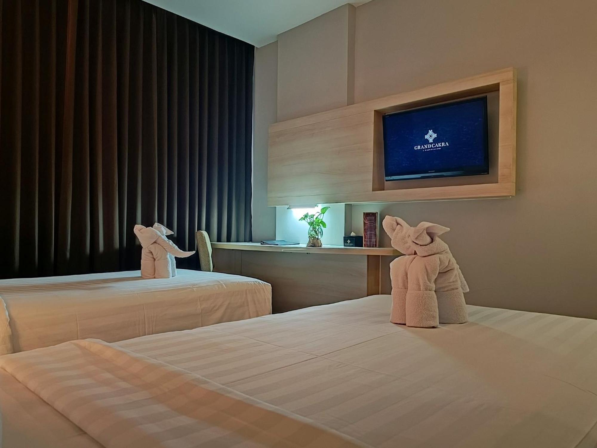 Grand Cakra Hotel Malang Esterno foto