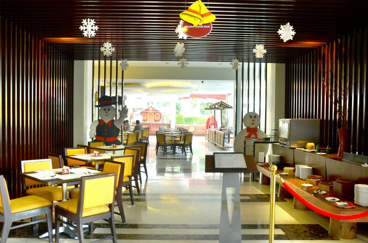Grand Cakra Hotel Malang Esterno foto
